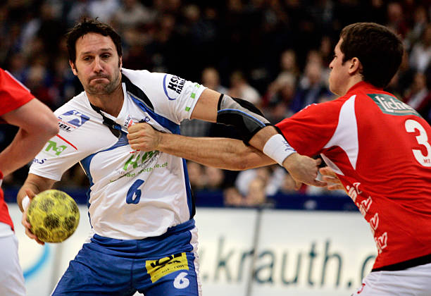 他在外线换 他在外线换